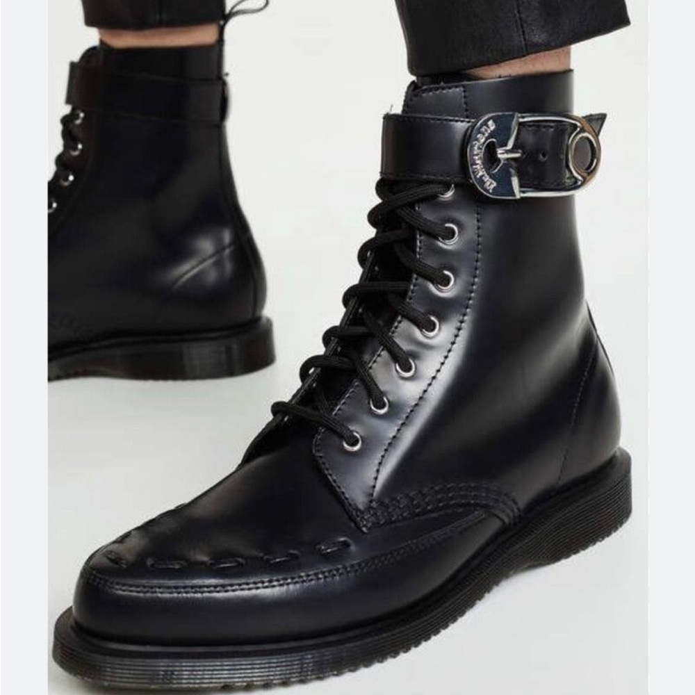 Dr. Martens Geordin boot punk-inspired details - Picture 4 of 16